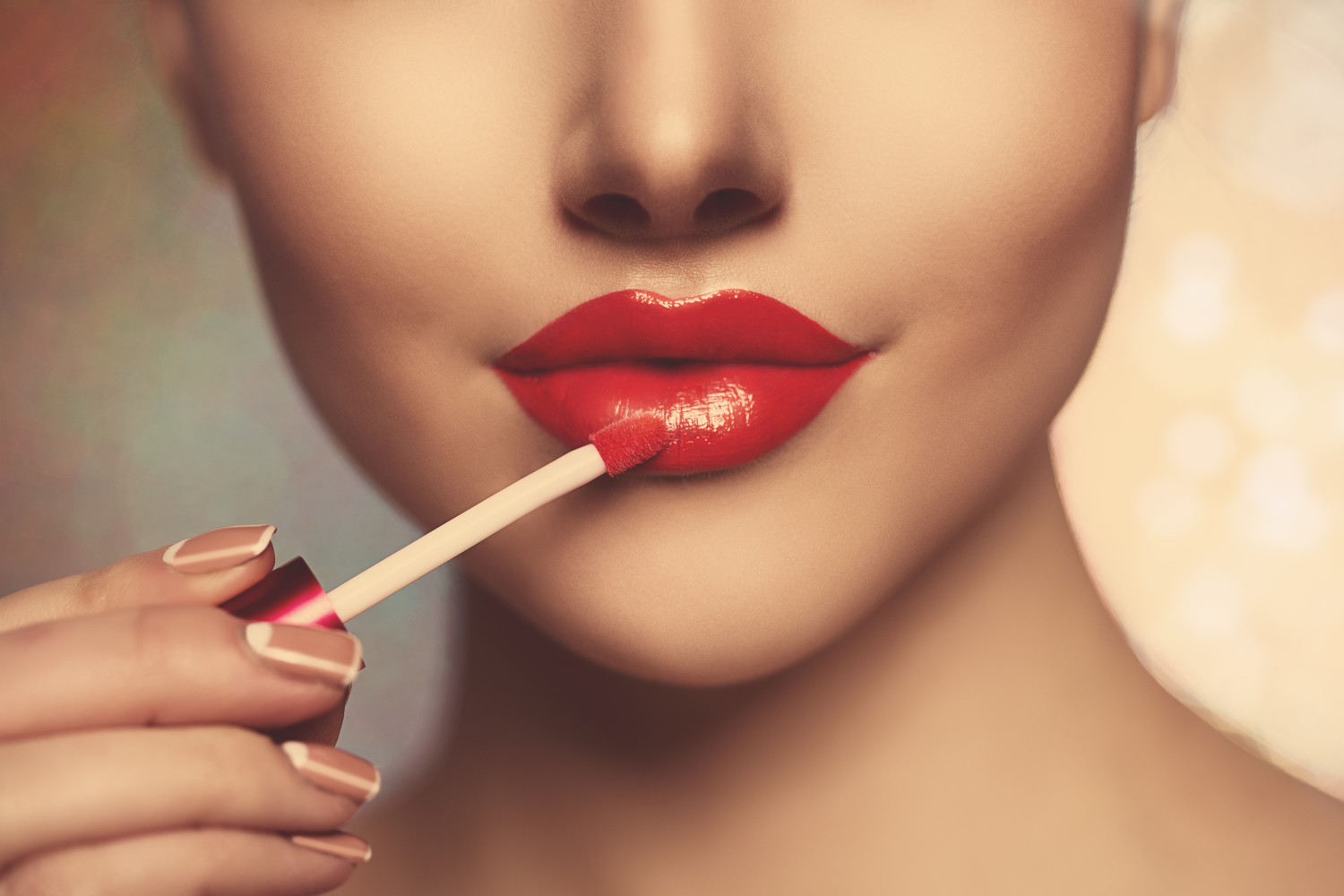 Choosing the Right Type of Lipstick